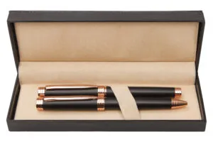 SET DE BOLIGRAFO Y ROLLER COBRA TINTA AZUL — Bolígrafo de plástico color azul — personalizado con impresión de marca corpo...
