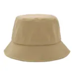 Jockey estilo bucket fabricado en tela de dacrón y malla, con ala perimetral y panel de ventilación visible