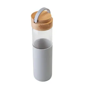 Botella reutilizable de vidrio con funda de silicona y tapa con agarre para transporte