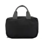 Neceser de tela Ripstop y Polyester con gancho colgante desplegado, mostrando compartimentos para artículos de baño
