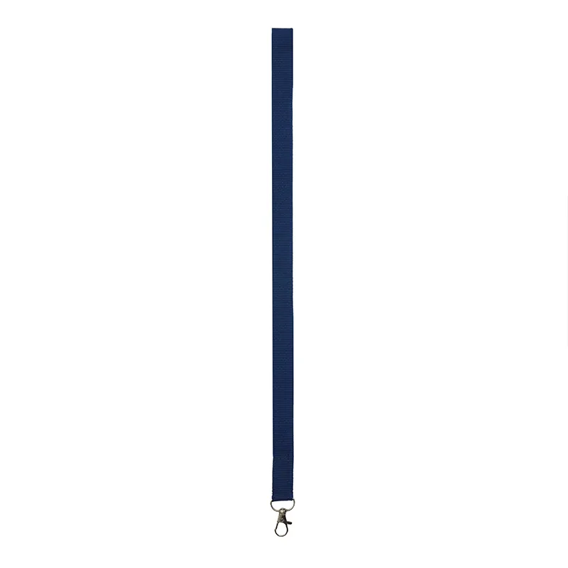 Cinta azul marino del lanyard extendida en vertical con el mosquetón metálico abajo